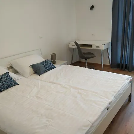 Villa Grande T&d