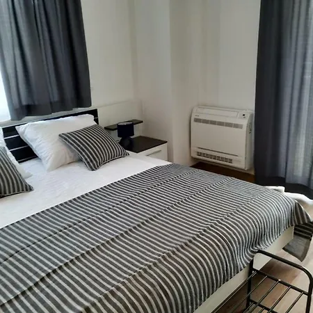 Villa Grande T&d Pola