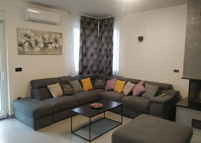 Vila Grande T&d Pula